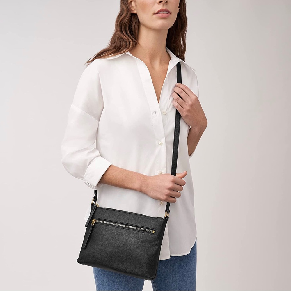 SOLD Fossil Black Leather Crossbody Handbag - Picture 10 of 16